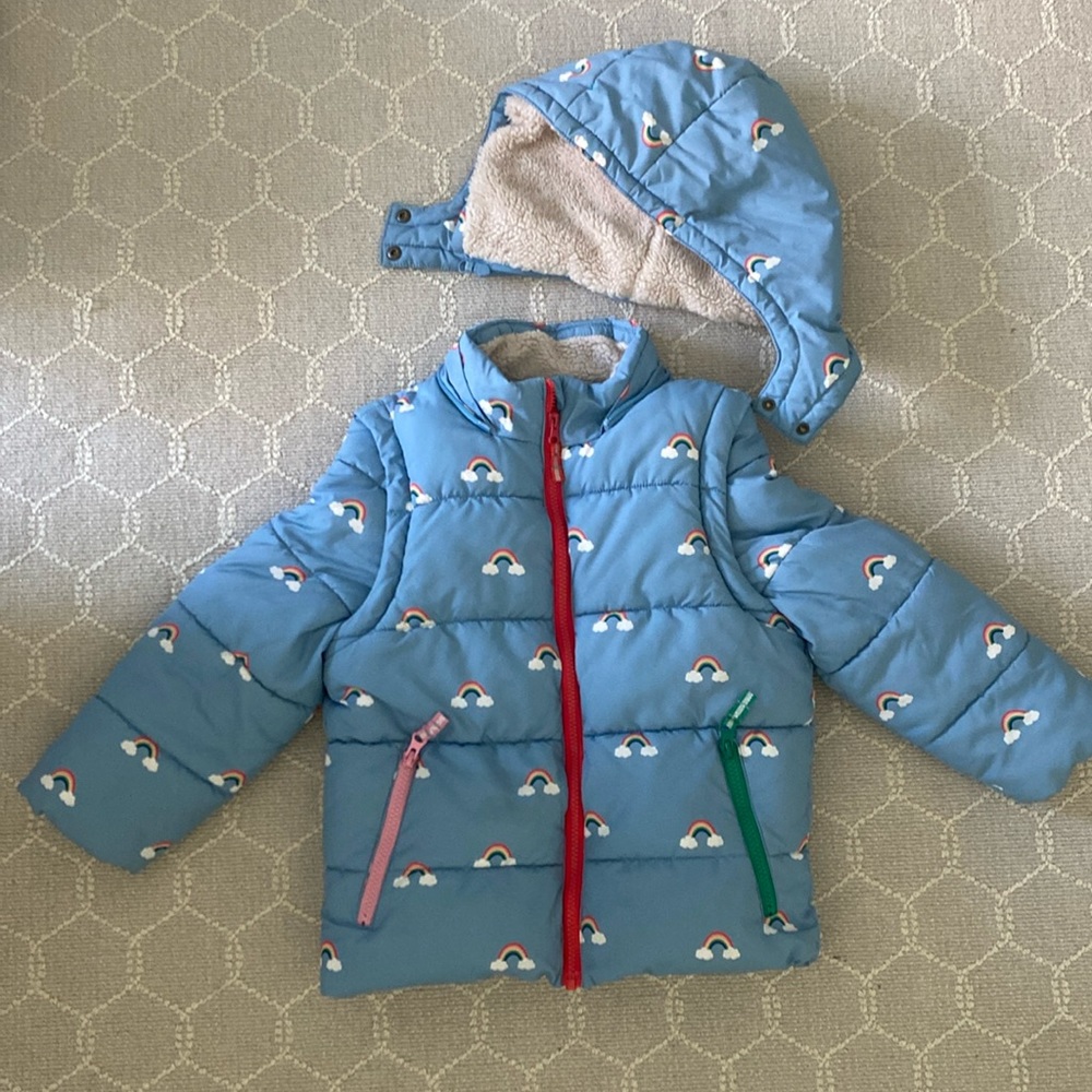 Size 6/7 mini Boden jacket with detachable hood and sleeves